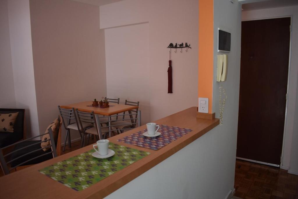 Calido, Luminoso & Excelente Ubicacion Ba Apartment บัวโนสไอเรส ภายนอก รูปภาพ