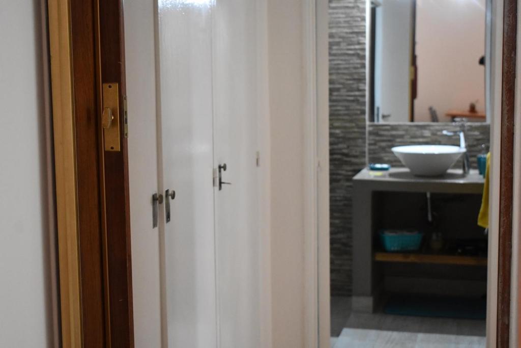 Calido, Luminoso & Excelente Ubicacion Ba Apartment บัวโนสไอเรส ภายนอก รูปภาพ